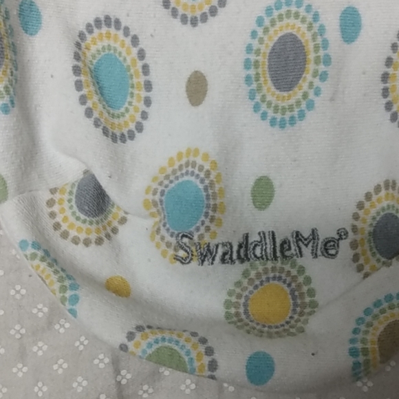 Swaddle Me - Picture 3 of 3